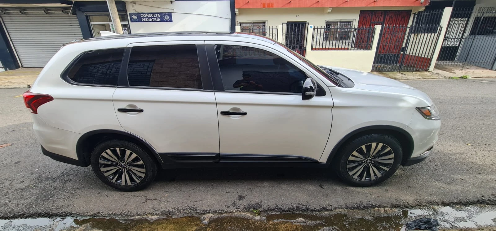 SUV Mitsubishi Outlander