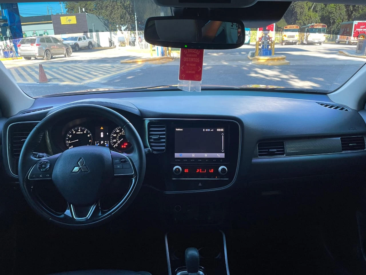 SUV Mitsubishi Outlander