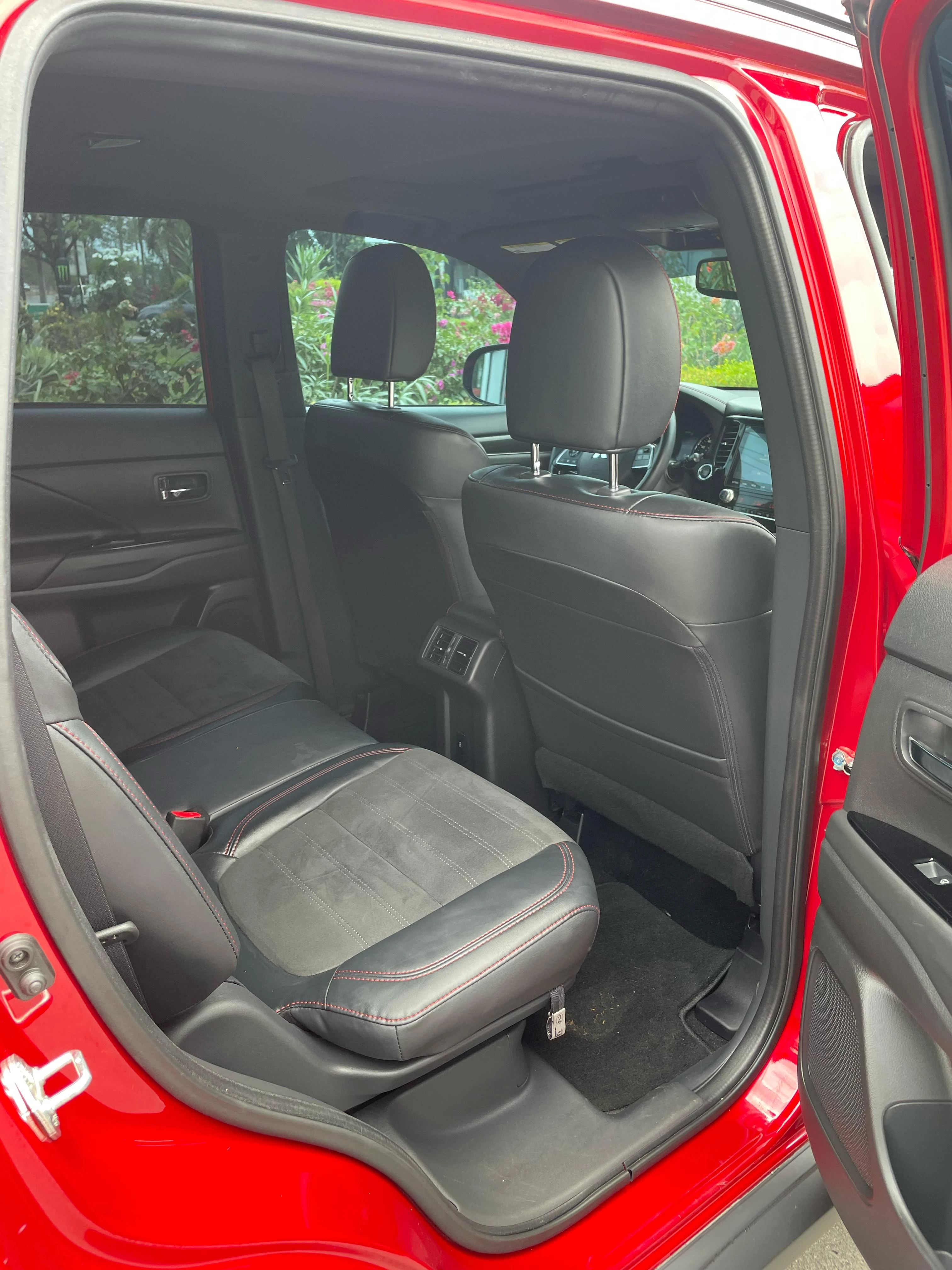 SUV Mitsubishi Outlander