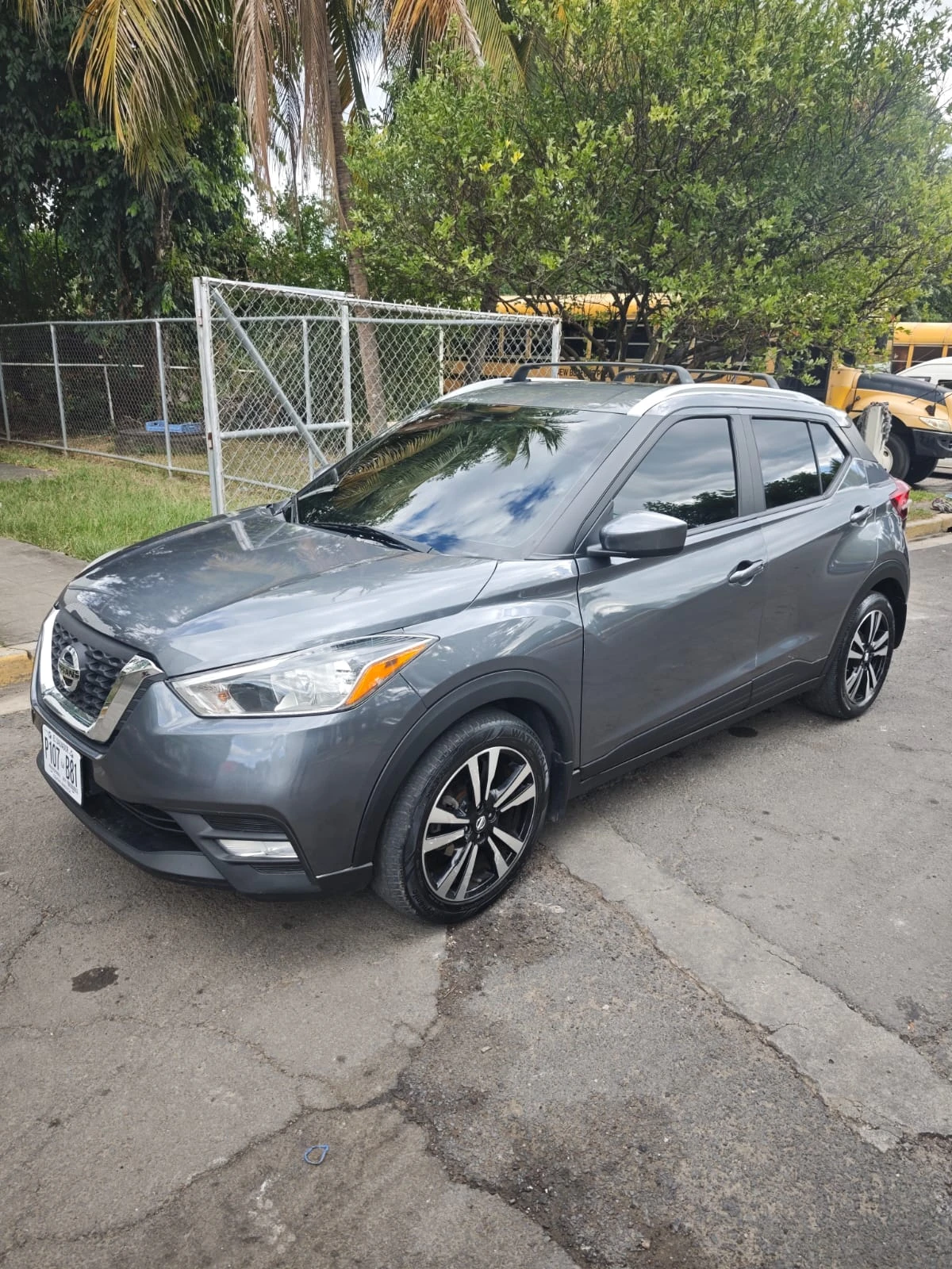 SUV Nissan kicks