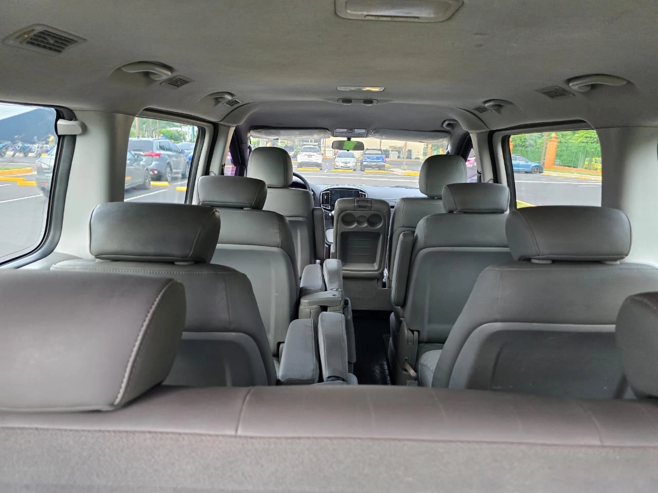 Minivan Hyundai Starex