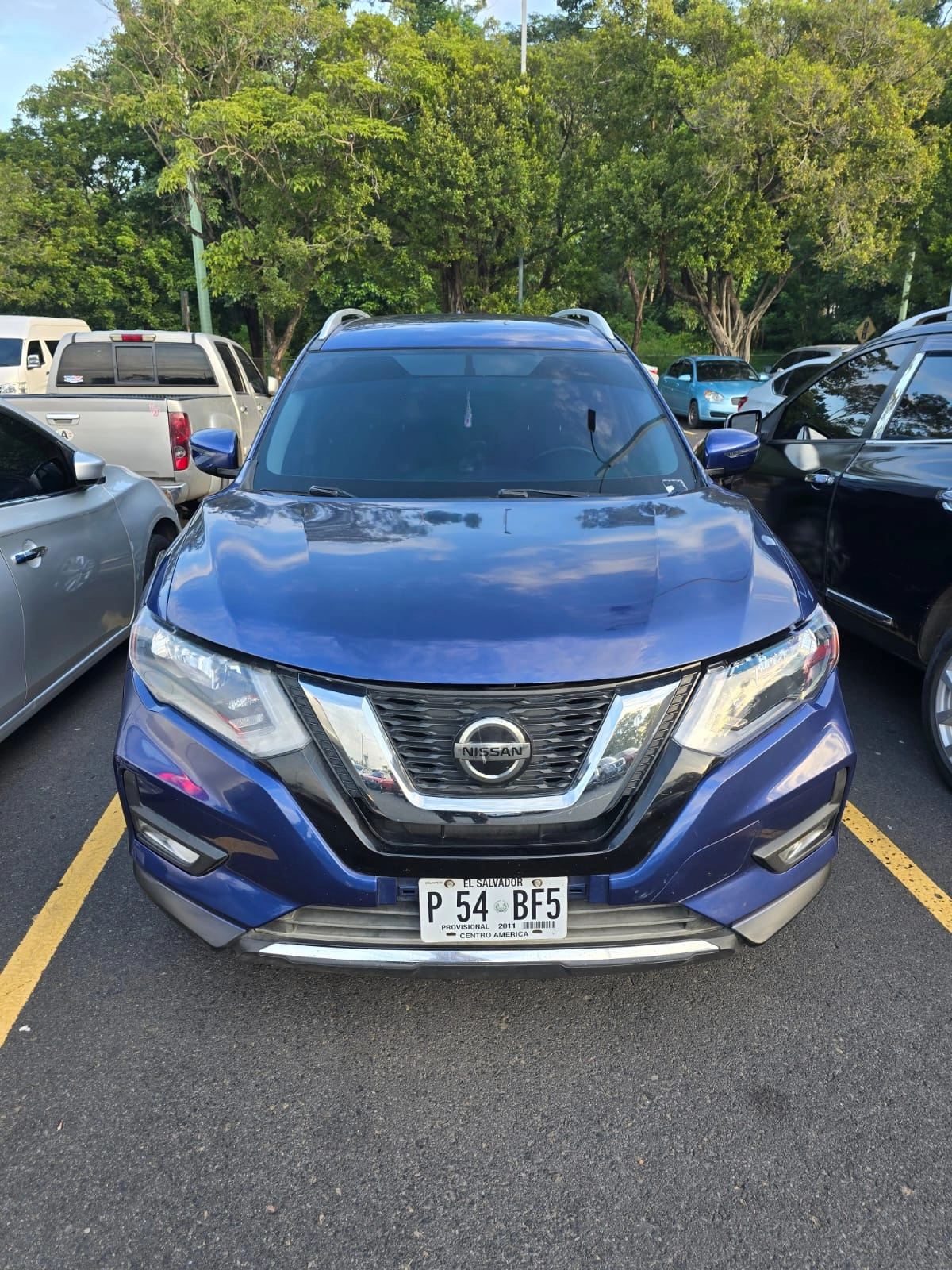 SUV Nissan Rogue SV AWD