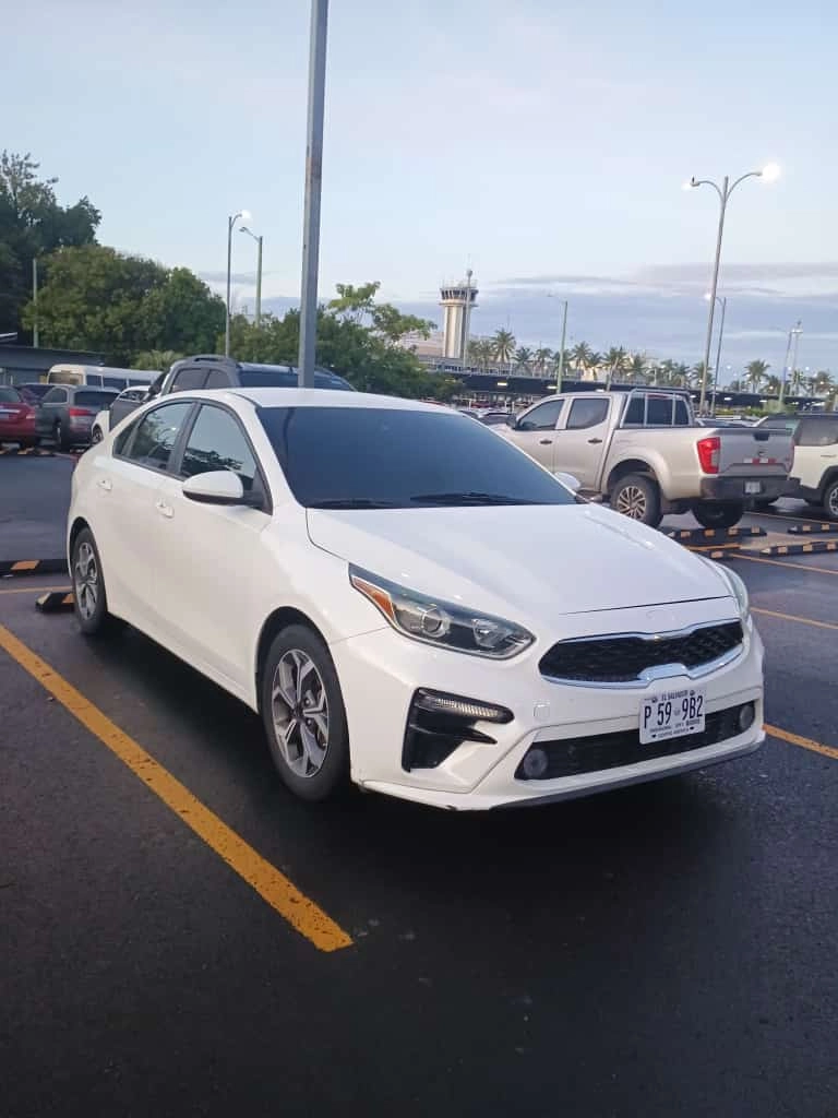 Sedán Kia Forte