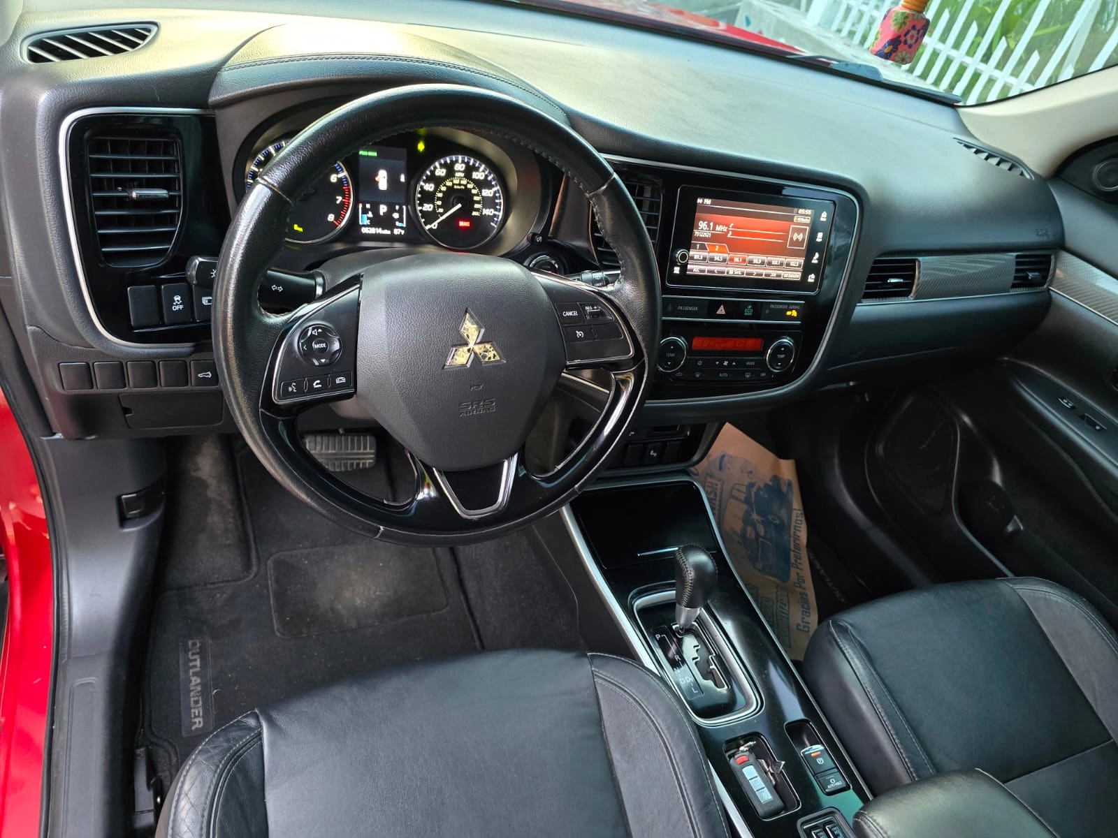 SUV Mitsubishi Outlander