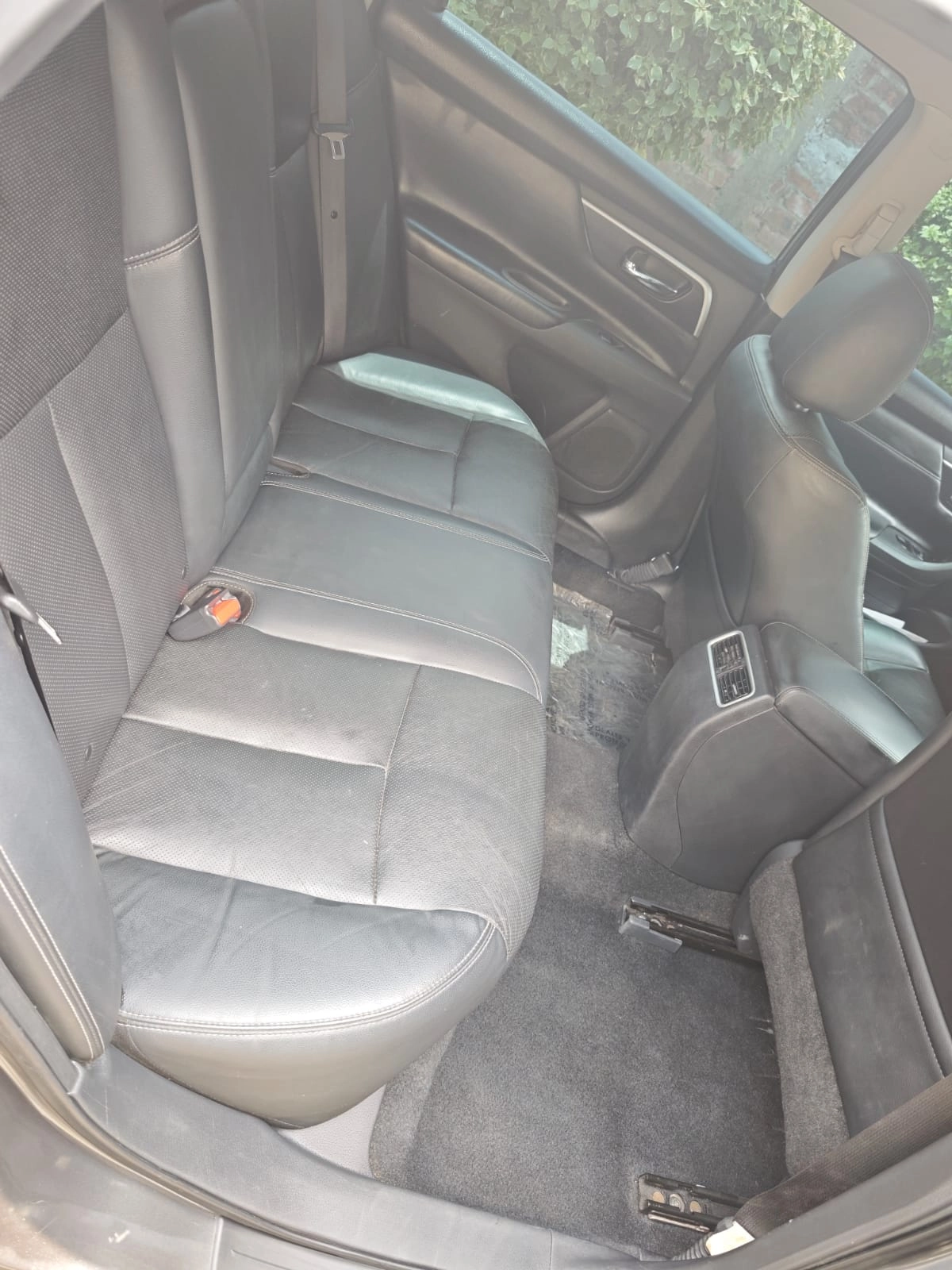 Sedán Nissan Altima Full Zise