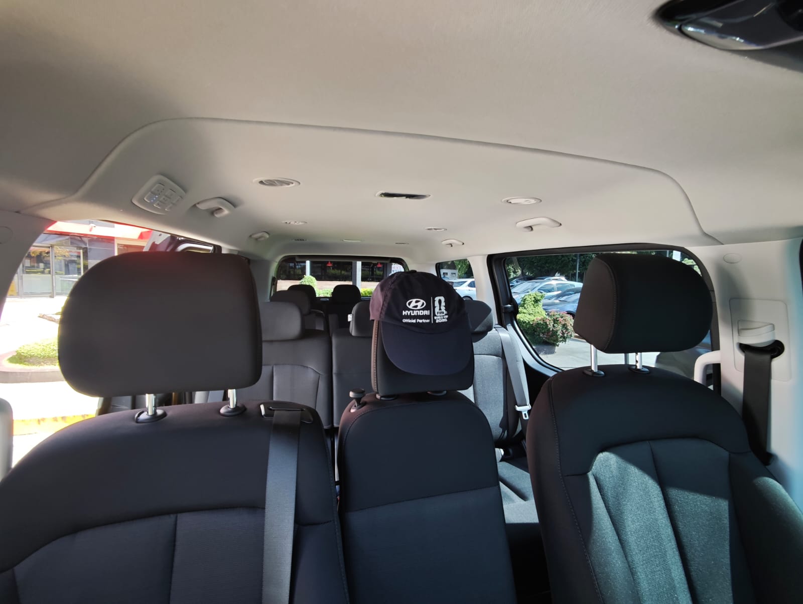 Minivan Automática Hyundai Staria 2027