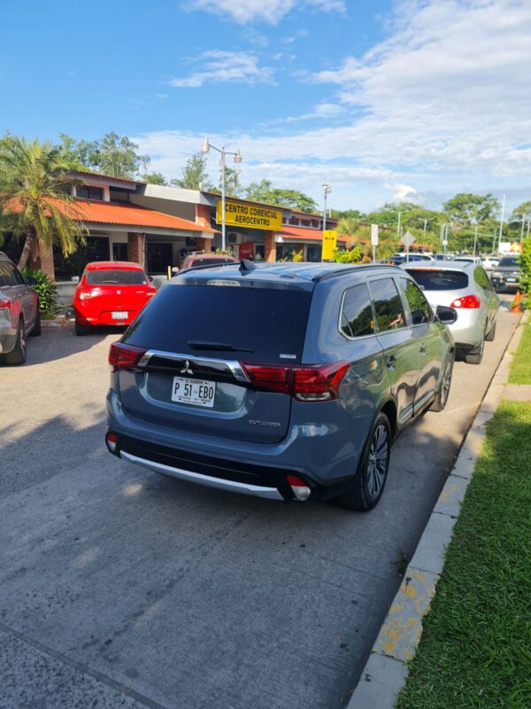 SUV de 7 asientos Mitsubishi Outlander - Imagen 4