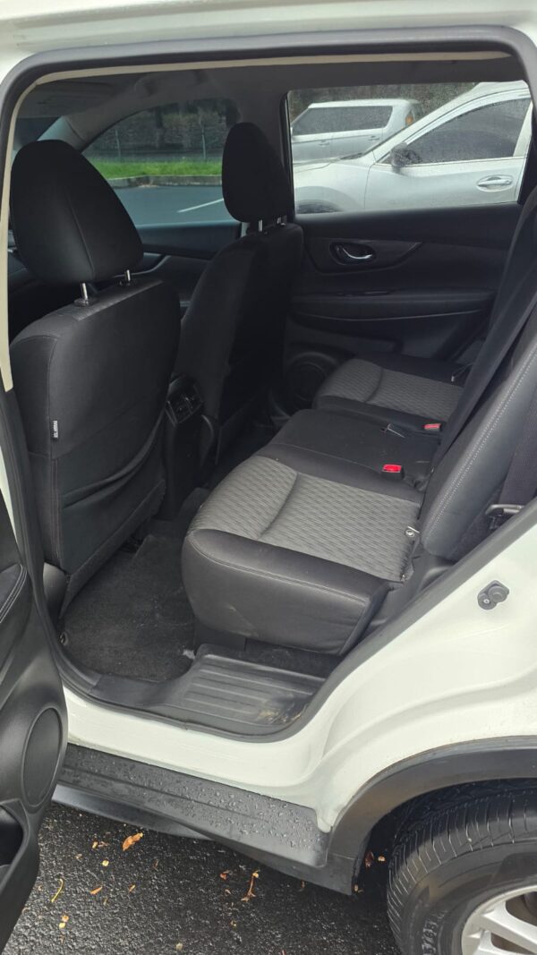 suv de 5 asientos Nissan Rogue - Imagen 3