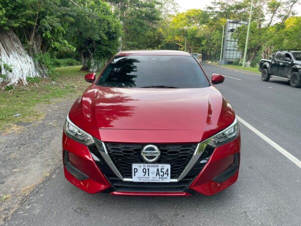 Sedan Nissan Sentra SV automático - Imagen 4