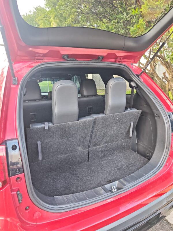 SUV de 7 asientos Mitsubishi Outlander Limited Edition - Imagen 2