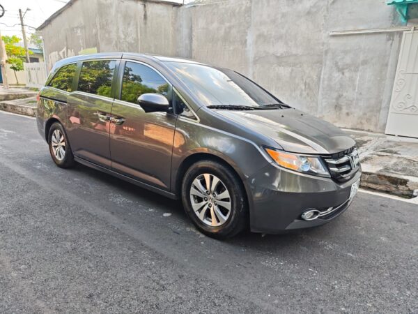 Minivan Hoonda Odyssey 8 plazas - Imagen 7